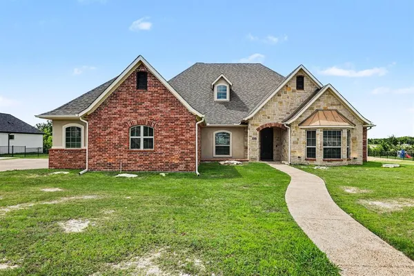 $630,000 | 2016 Fox Bnd Trace, Gunter, TX 75058