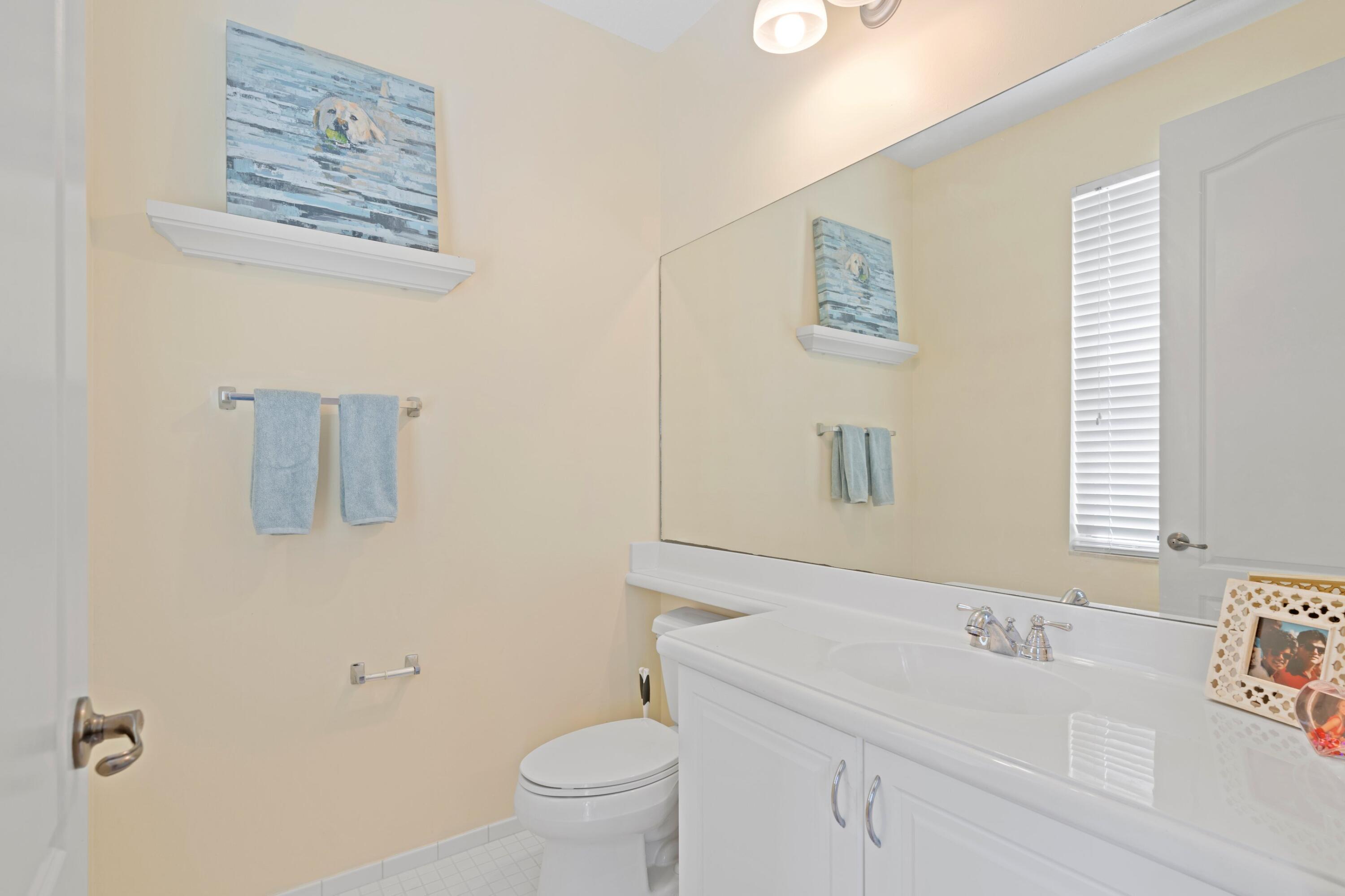 639 Northwest 38th Circle Boca Raton, FL 33431 - Photo 17 of 33 Bathroom #2