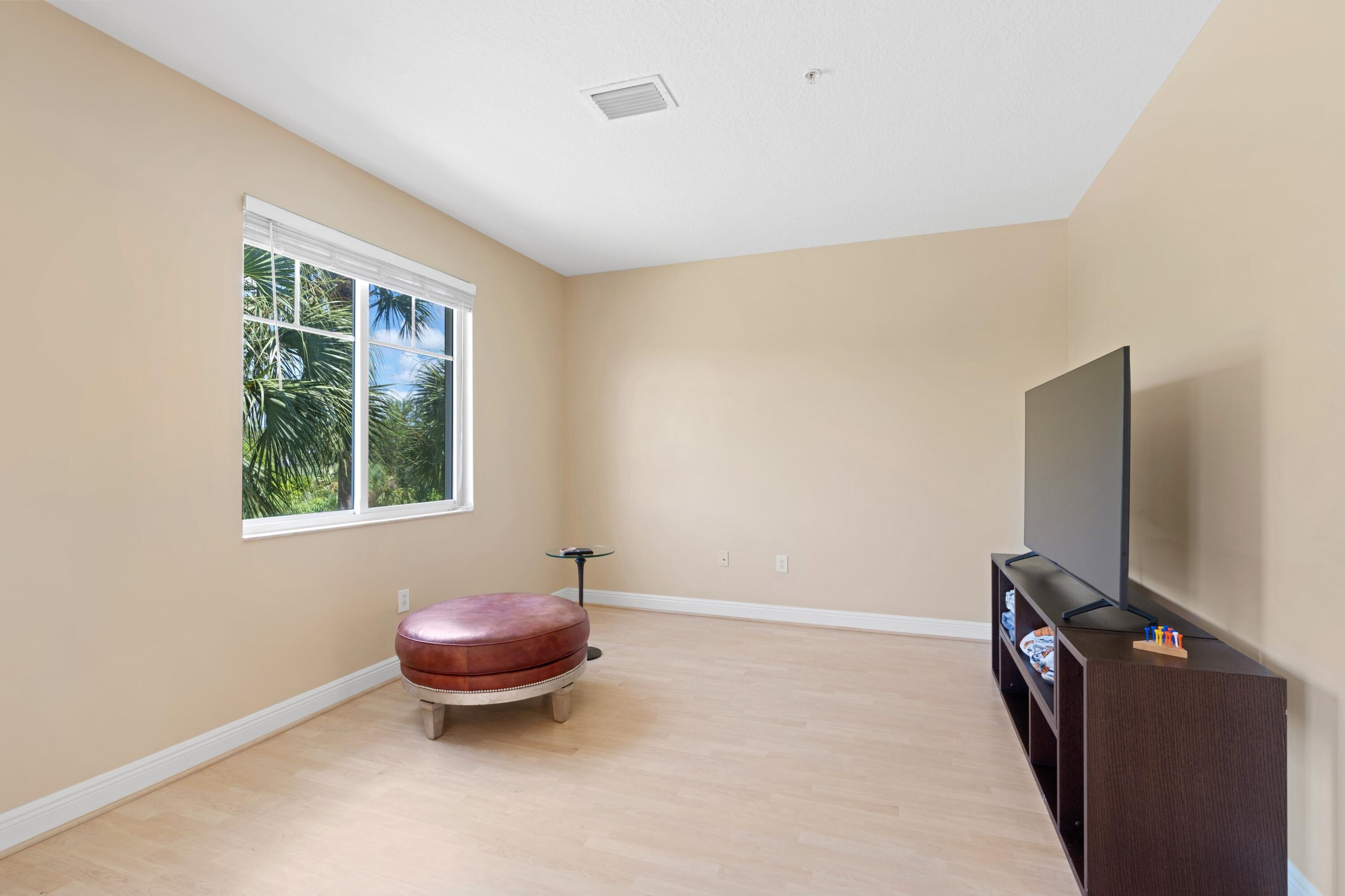639 Northwest 38th Circle Boca Raton, FL 33431 - Photo 8 of 33 Family Room