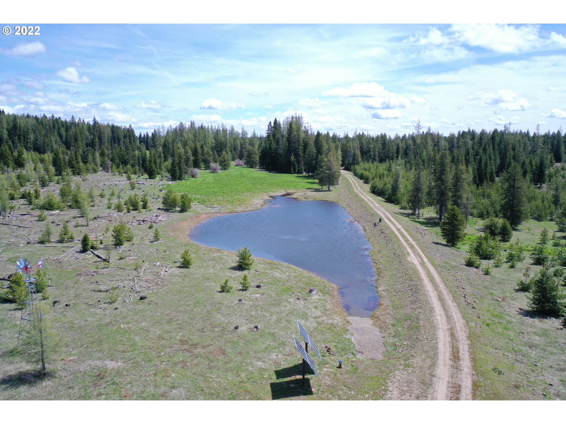 79250 Lookout Mountain Road Elgin, OR 97827 - Photo 26 of 28 a view of a dry yard with trees