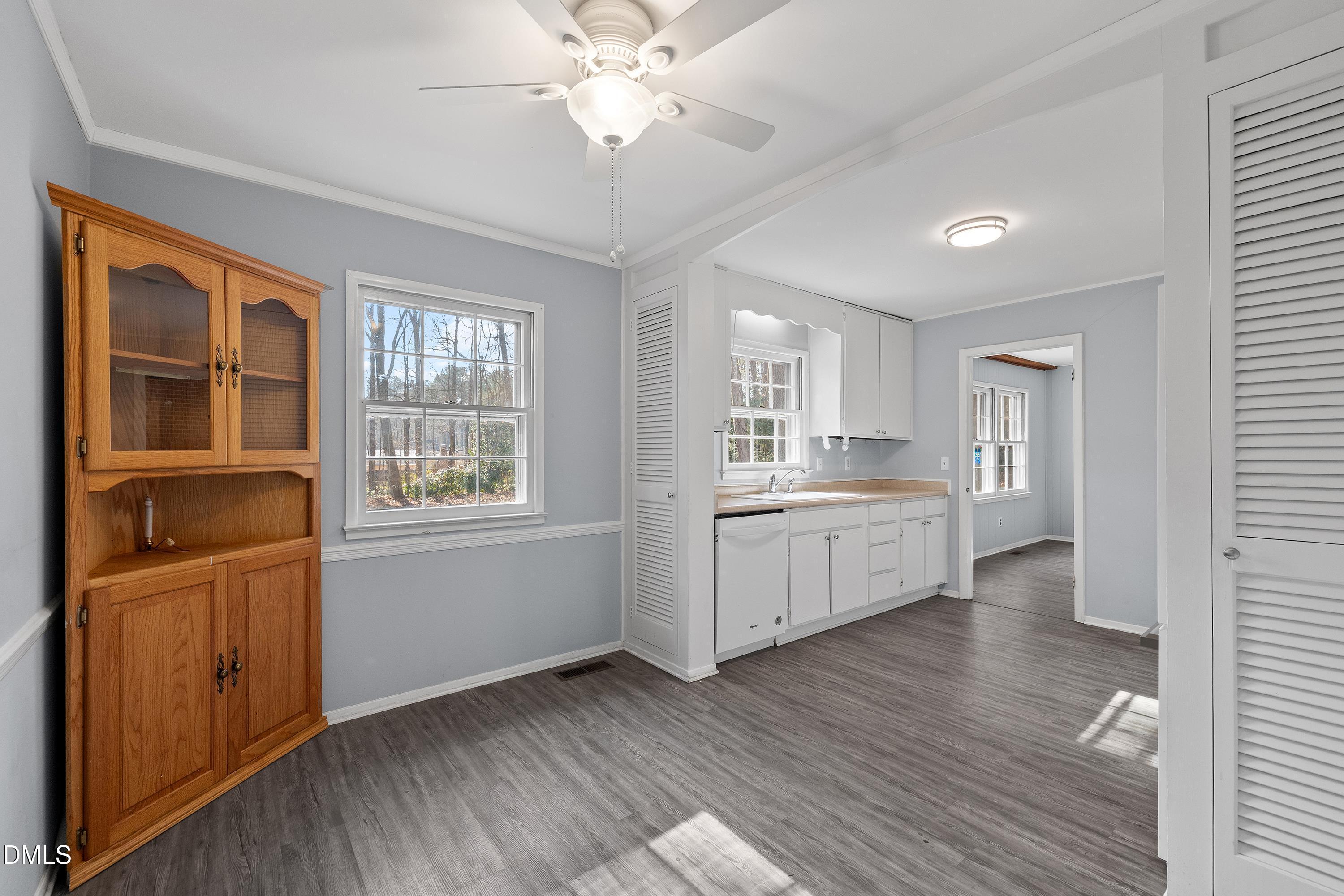 115 Wicklow Lane Durham, NC 27713 - Photo 11 of 28 115 Wicklow Breakfast Nook