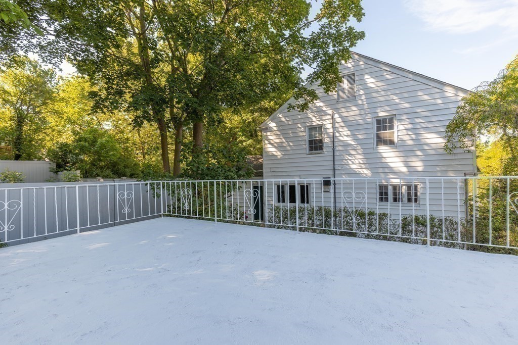 4 Duxbury Road Newton, MA 02459 - Photo 20 of 42
