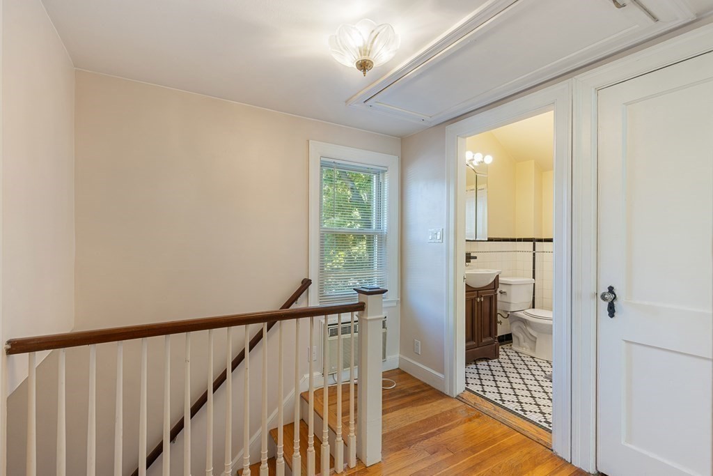 4 Duxbury Road Newton, MA 02459 - Photo 23 of 42