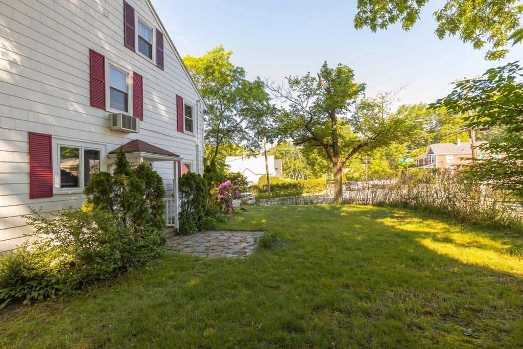 4 Duxbury Road Newton, MA 02459 - Photo 36 of 42