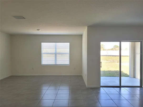 $2,250 | 30959 Penny Surf Loop, Wesley Chapel, FL 33545