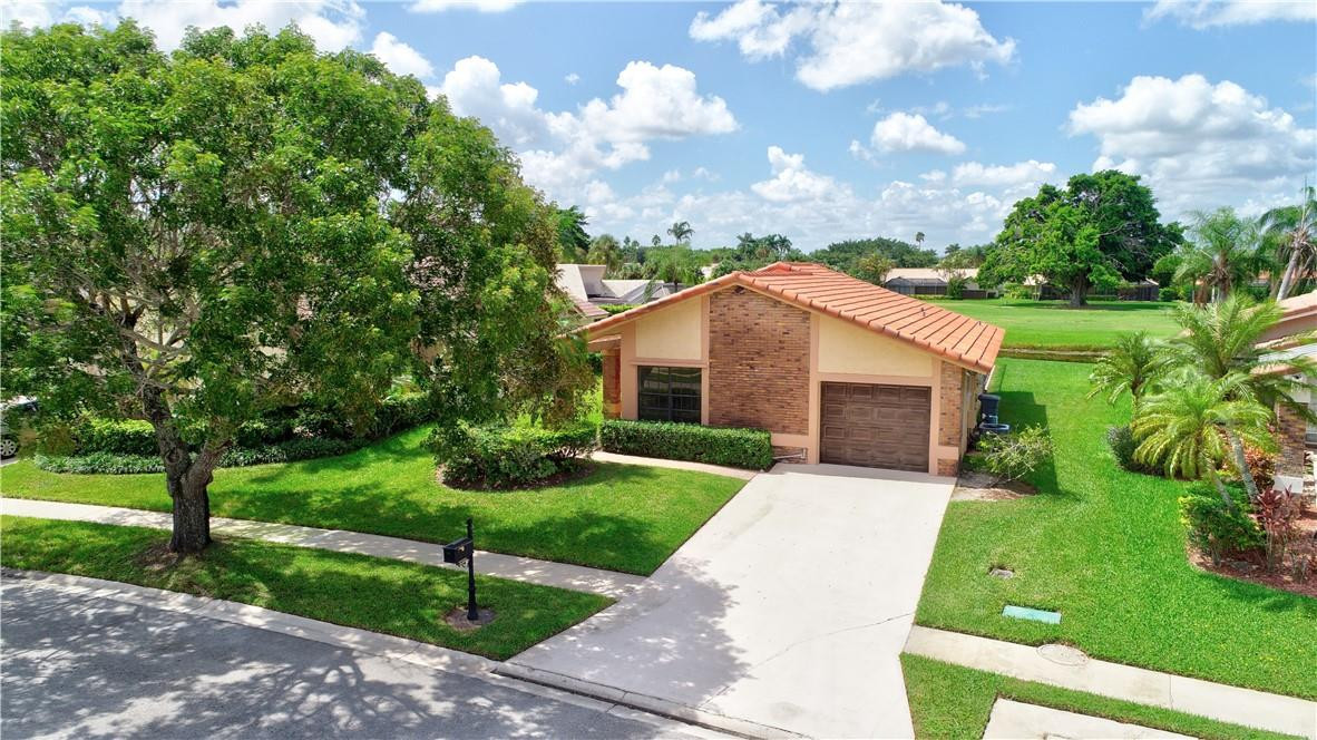 19589 Sea Pines Way Boca Raton, FL 33498 - Photo 2 of 44 Photo 2