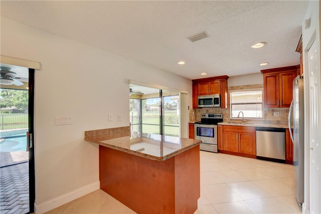 19589 Sea Pines Way Boca Raton, FL 33498 - Photo 24 of 44 Photo 24