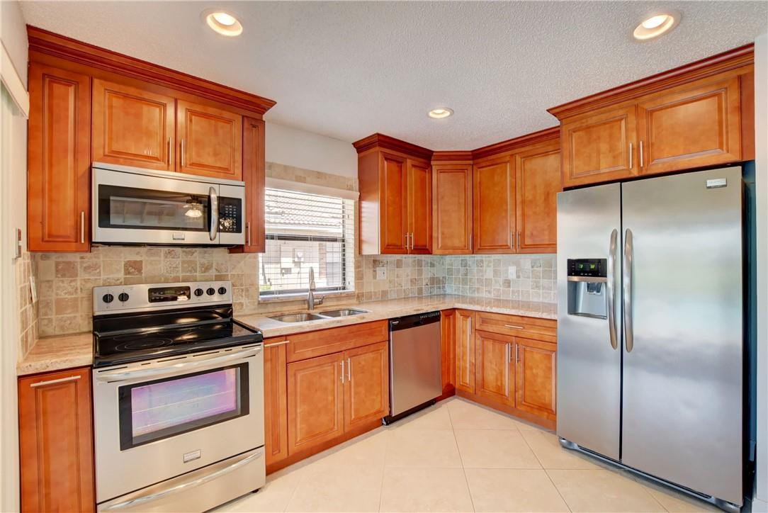 19589 Sea Pines Way Boca Raton, FL 33498 - Photo 26 of 44 Photo 26