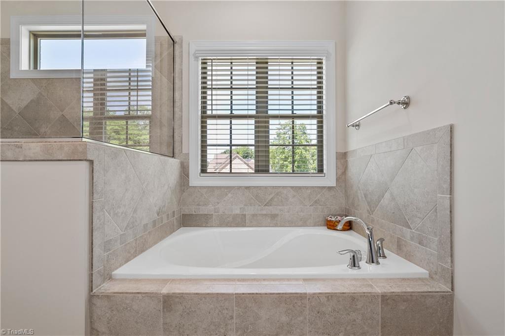 7310 Harkwood Trail Oak Ridge, NC 27310 - Photo 24 of 45