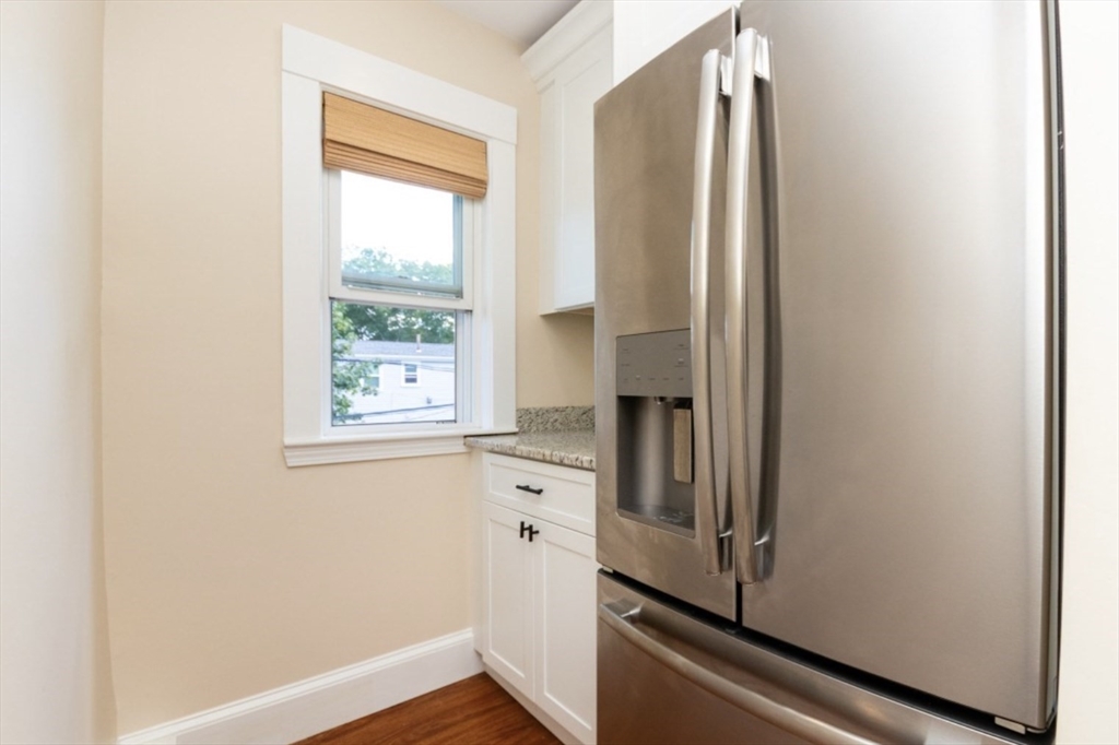 33 Pierce Avenue, Unit 2 Boston, MA 02122 - Photo 9 of 16