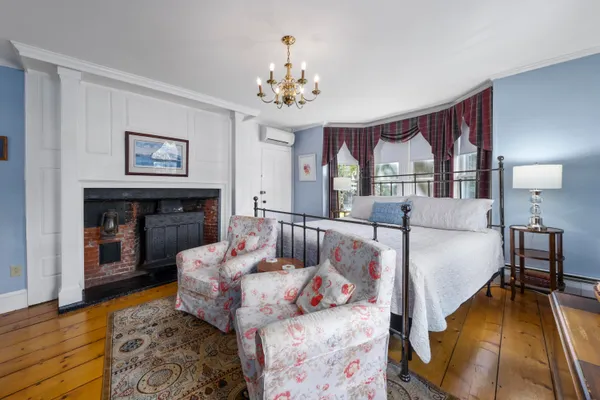 $1,350,000 | 84 Elm Street, Camden, ME 04843