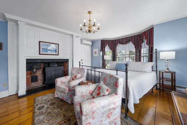 $1,350,000 | 84 Elm Street, Camden, ME 04843
