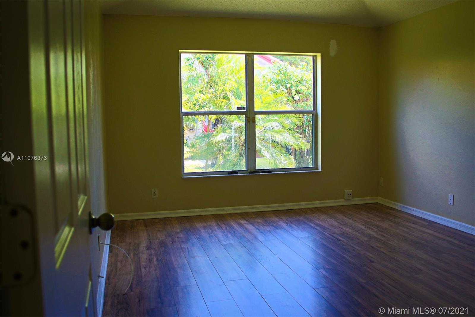 3118 Contego Lane Riviera Beach, FL 33418 - Photo 11 of 24