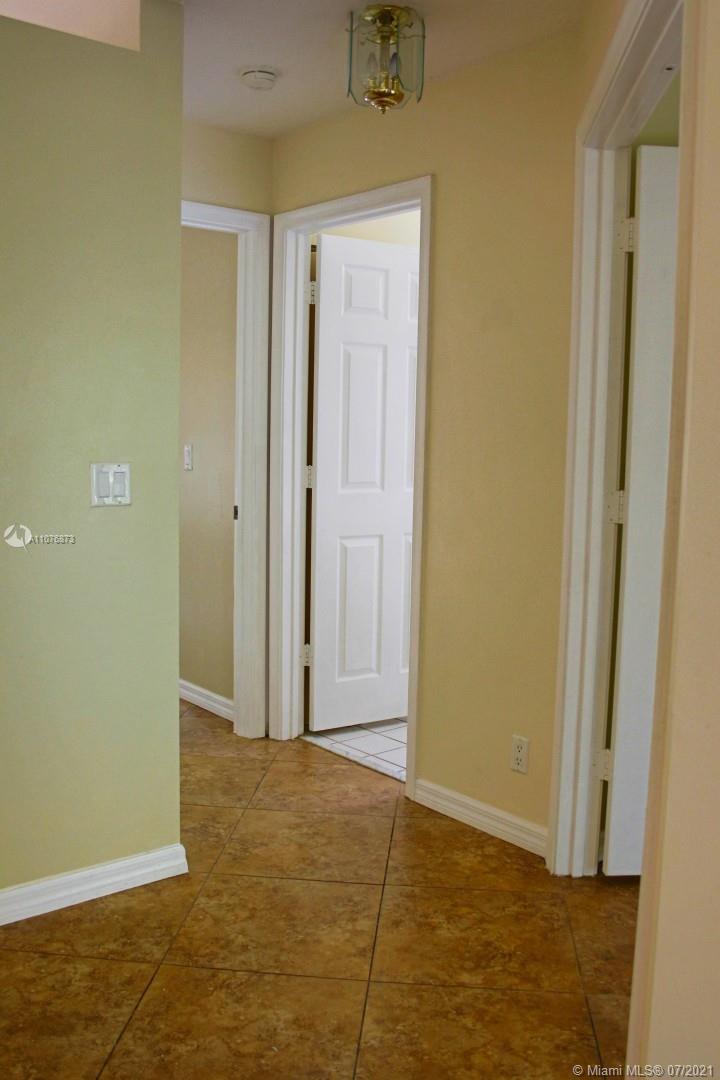 3118 Contego Lane Riviera Beach, FL 33418 - Photo 14 of 24