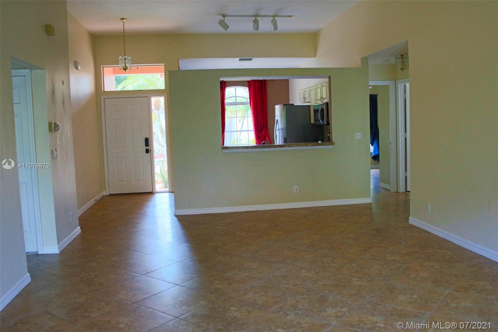 3118 Contego Lane Riviera Beach, FL 33418 - Photo 9 of 24