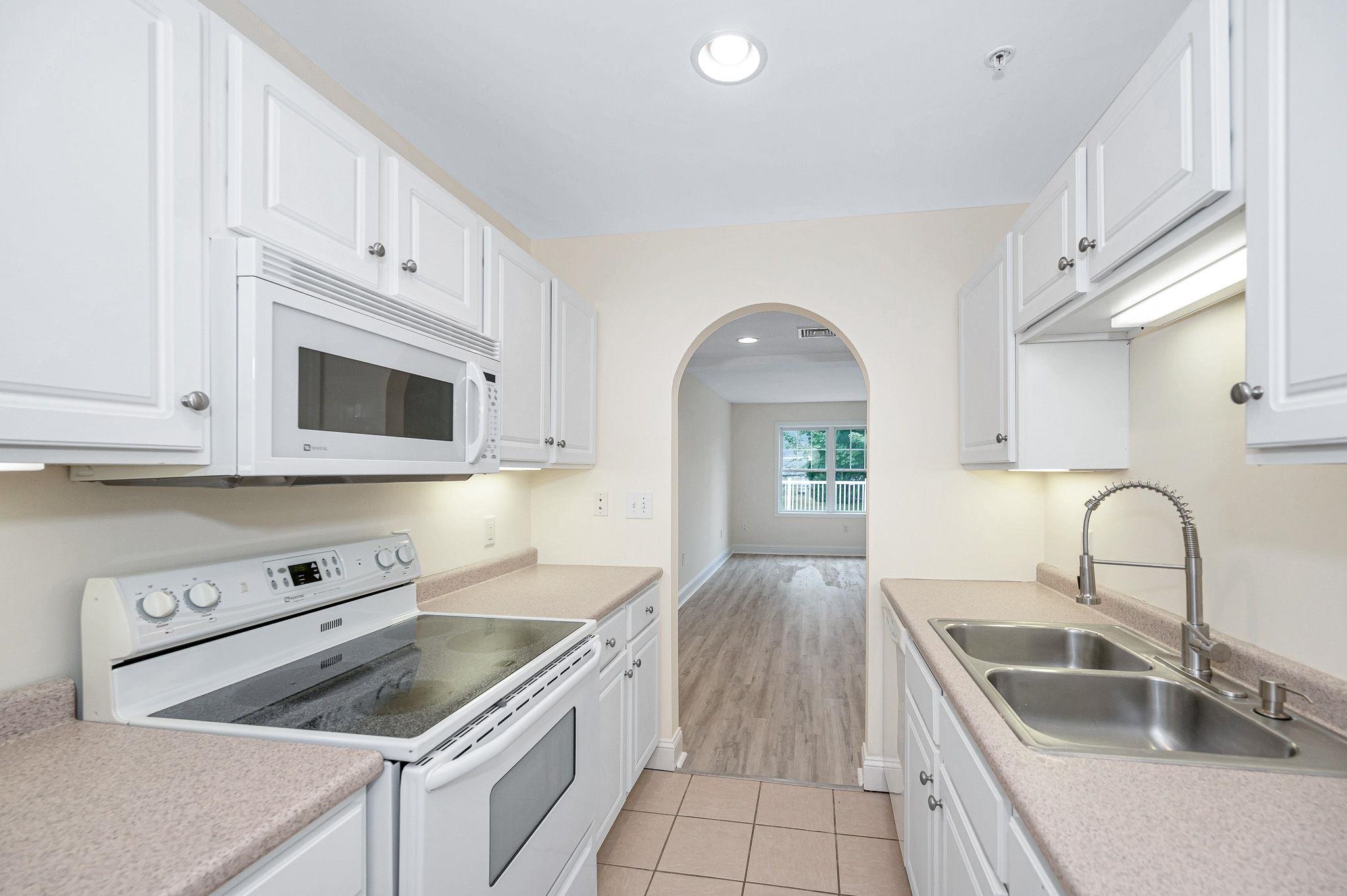 597 R Lafayette Road, Unit 103 Hampton, NH 03842 - Photo 15 of 40