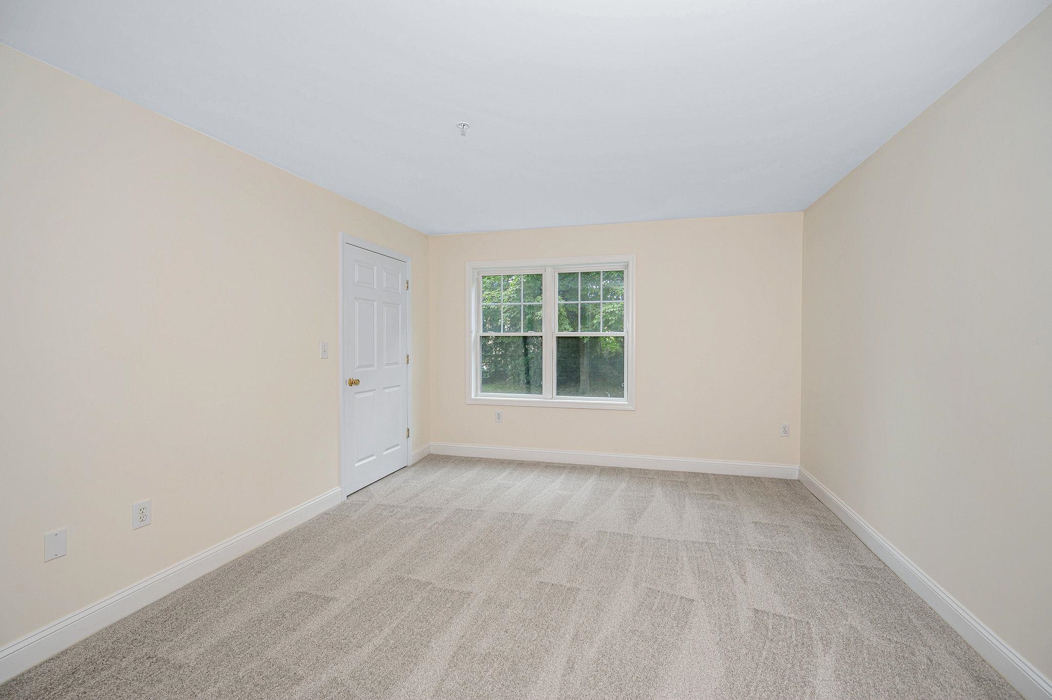 597 R Lafayette Road, Unit 103 Hampton, NH 03842 - Photo 24 of 40