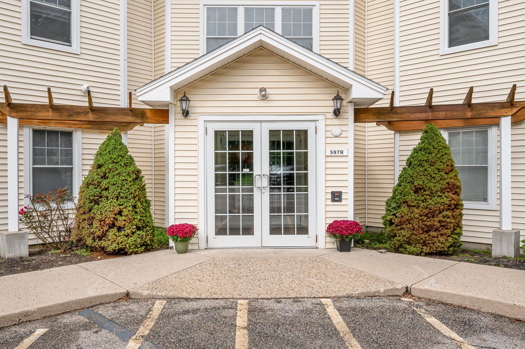 597 R Lafayette Road, Unit 103 Hampton, NH 03842 - Photo 29 of 40
