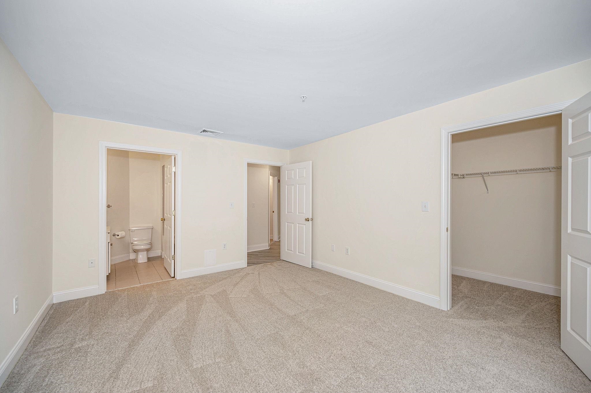 597 R Lafayette Road, Unit 103 Hampton, NH 03842 - Photo 35 of 40