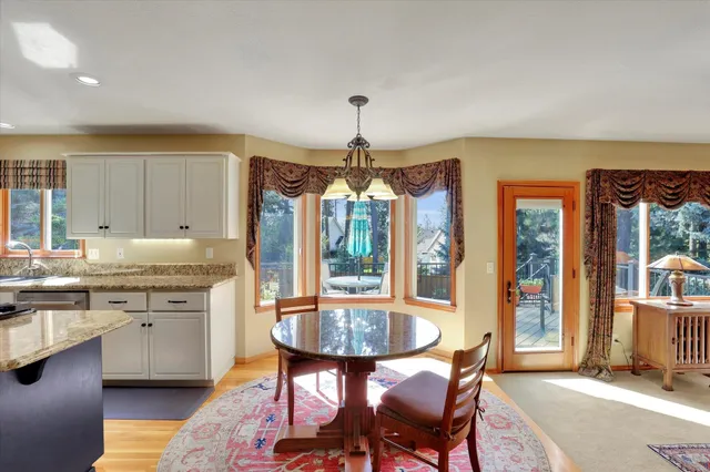 $879,500 | 6824 South Highland Park Drive, Spokane, WA 99223