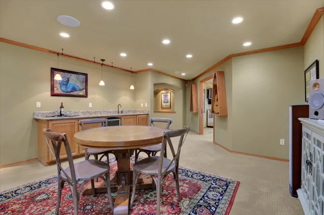 $879,500 | 6824 South Highland Park Drive, Spokane, WA 99223