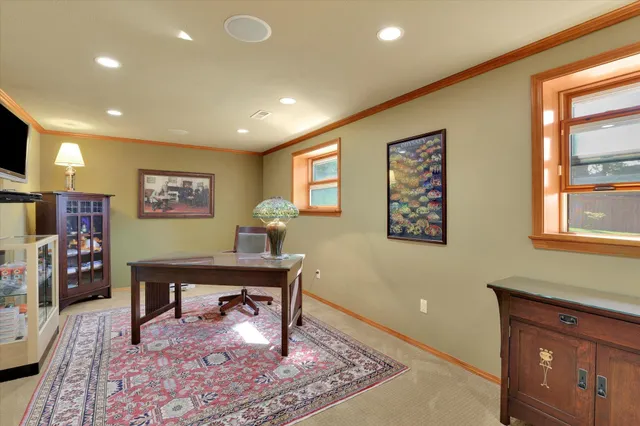 $879,500 | 6824 South Highland Park Drive, Spokane, WA 99223