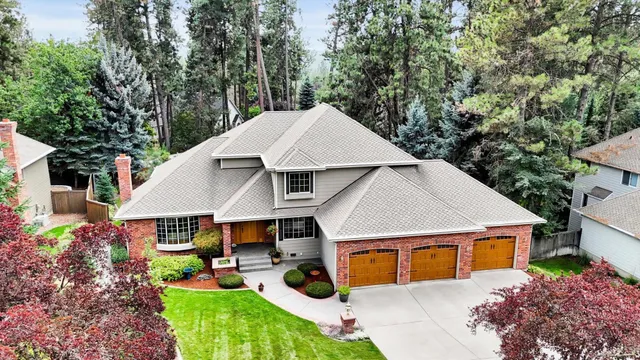 $879,500 | 6824 South Highland Park Drive, Spokane, WA 99223