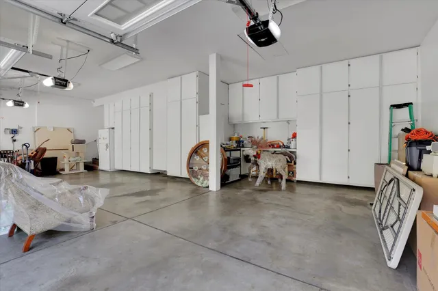 $879,500 | 6824 South Highland Park Drive, Spokane, WA 99223