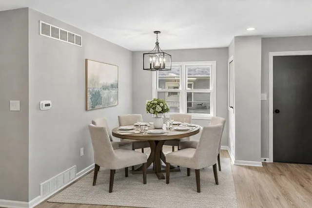 $239,800 | 3809 215th Street, Matteson, IL 60443