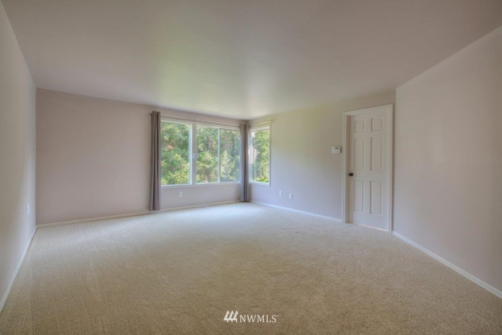 14512 Southeast 184th Place Renton, WA 98058 - Photo 14 of 24 Gallery Image 14