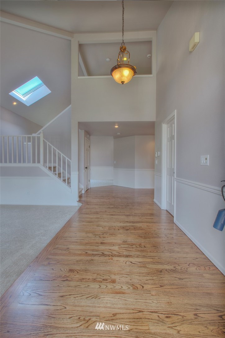 14512 Southeast 184th Place Renton, WA 98058 - Photo 3 of 24 Gallery Image 3