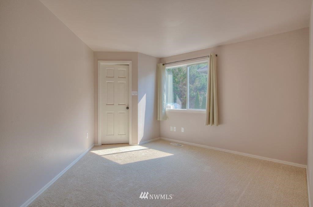 14512 Southeast 184th Place Renton, WA 98058 - Photo 21 of 24 Gallery Image 21