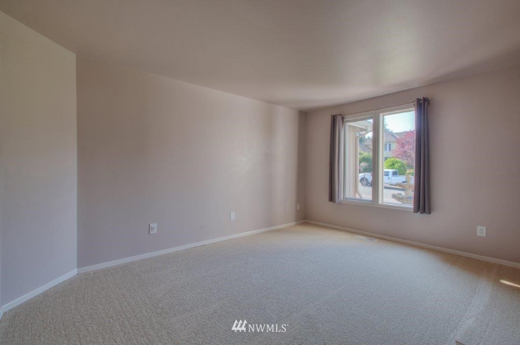 14512 Southeast 184th Place Renton, WA 98058 - Photo 6 of 24 Gallery Image 6