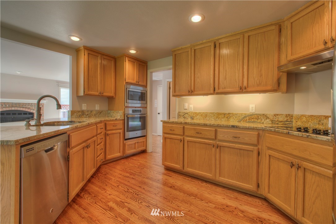 14512 Southeast 184th Place Renton, WA 98058 - Photo 9 of 24 Gallery Image 9