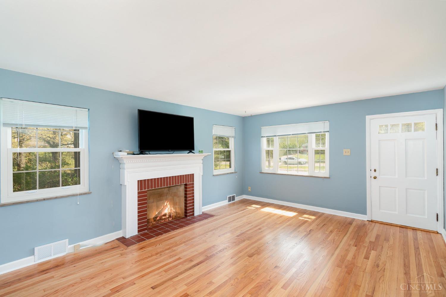 4130 Poole Road Cincinnati, OH 45251 - Photo 10 of 25 Gallery Image 10