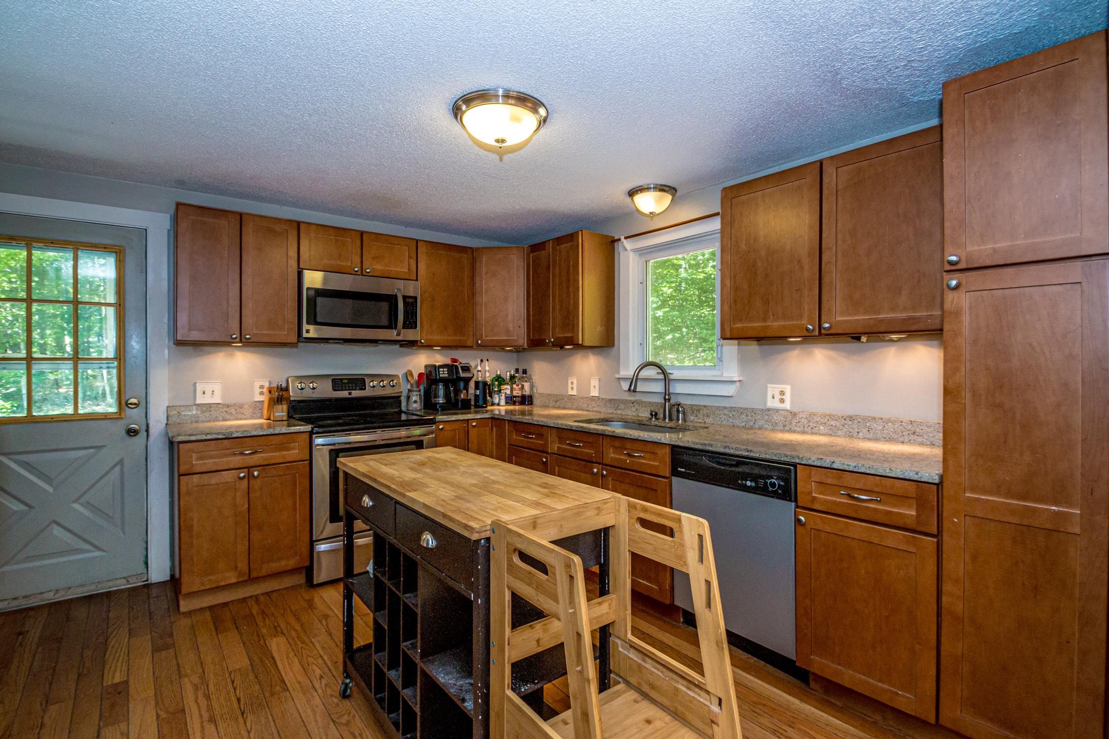 51 Old Goshen Road Conway, NH 03813 - Photo 13 of 53