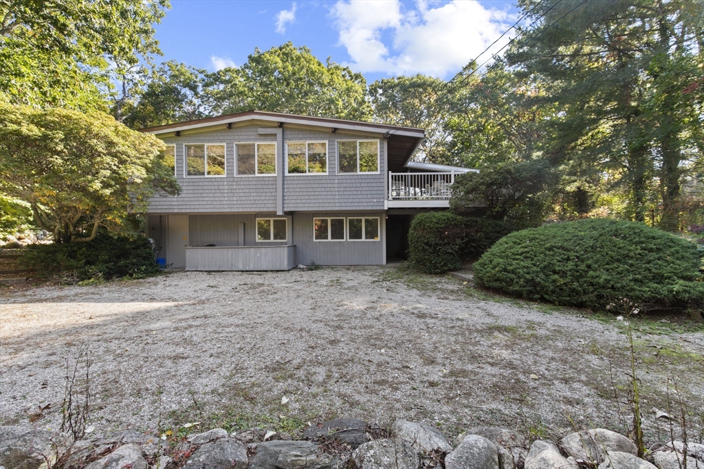 33 Nemasket Road Falmouth, MA 02540 - Photo 31 of 34