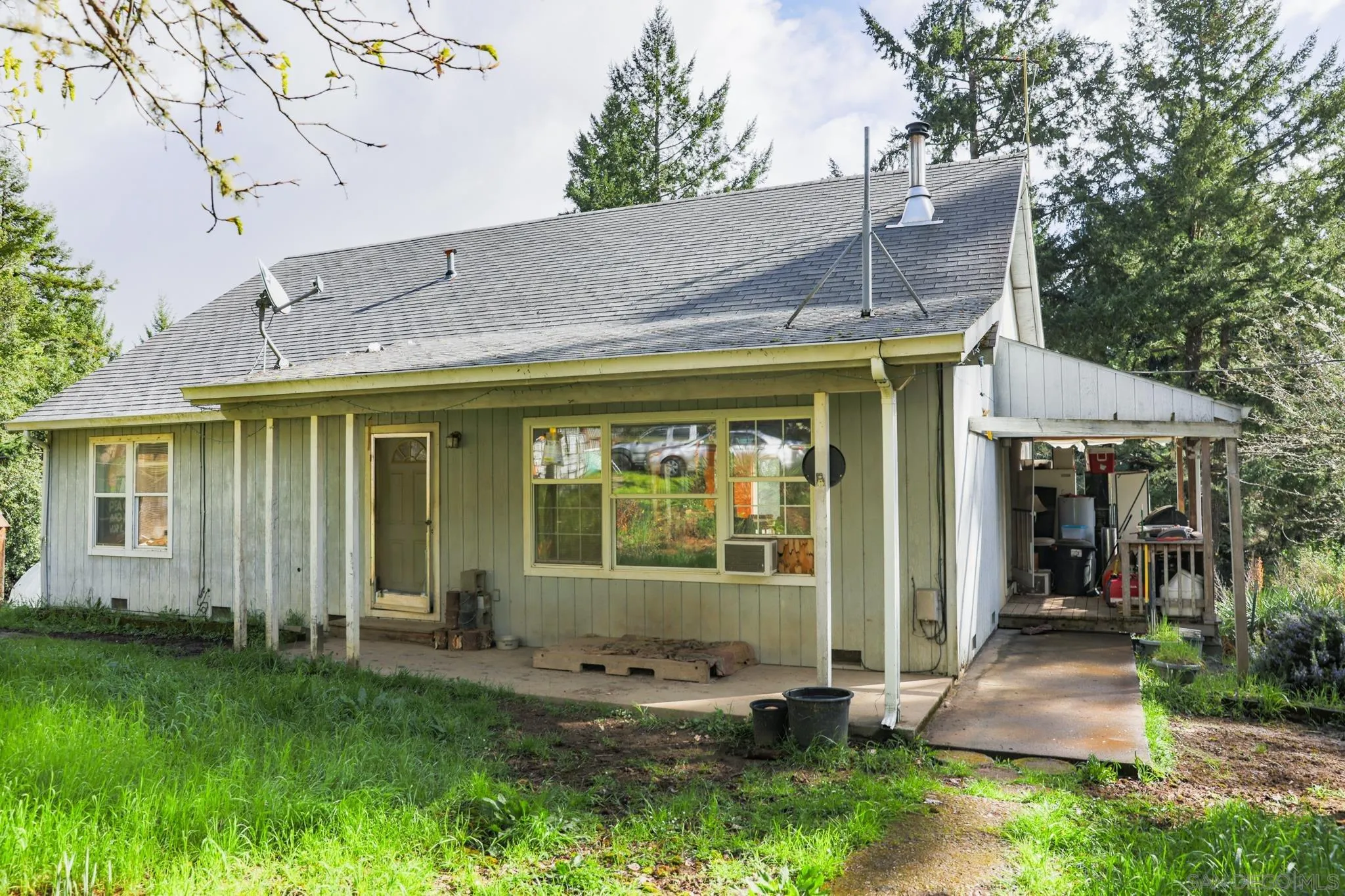 9897 Dyerville Loop Road Myers Flat, CA 95554 - Photo 3 of 24 Gallery Image 3