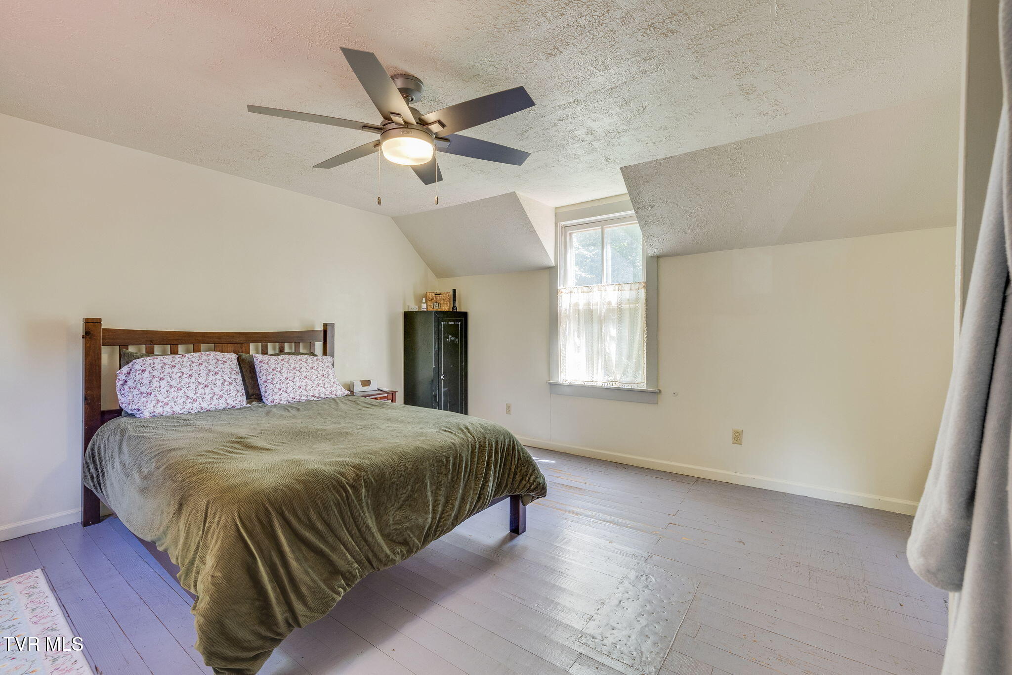 1355 Jackson Hollow Road Mosheim, TN 37818 - Photo 27 of 95 026
