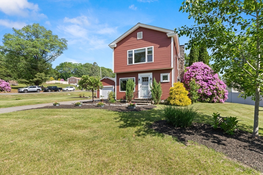 3 Scotland Heights Road Haverhill, MA 01832 - Photo 32 of 36 a front view of a house with garden