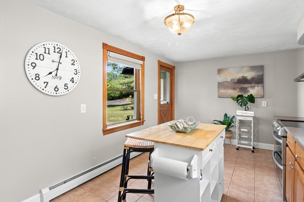 3 Scotland Heights Road Haverhill, MA 01832 - Photo 10 of 36 a view of a dining room with furniture and window