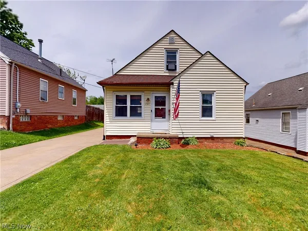 $124,900 | 1521 27th Street Northeast, Canton, OH 44714