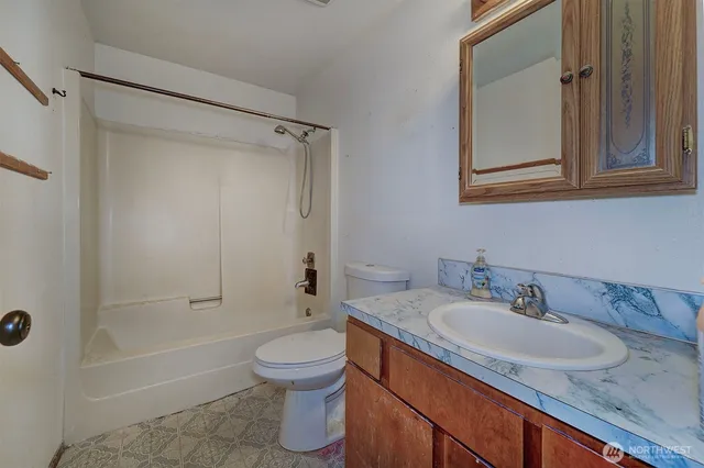 $300,000 | 27056 Wagner Circle Northeast, Kingston, WA 98346