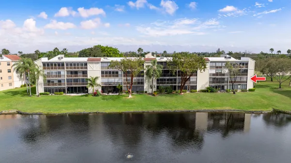 $189,000 | 6515 Kensington Lane, Unit 201, Delray Beach, FL 33446