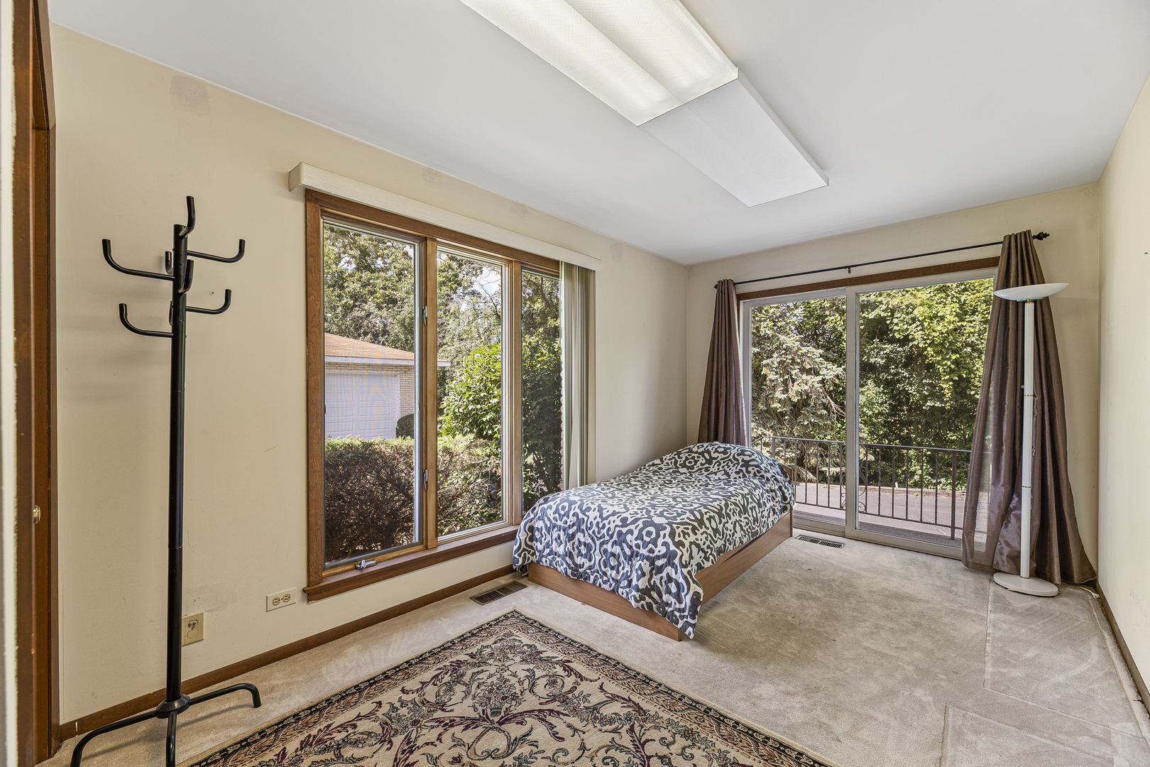 2380 Highmoor Road Highland Park, IL 60035 - Photo 11 of 30