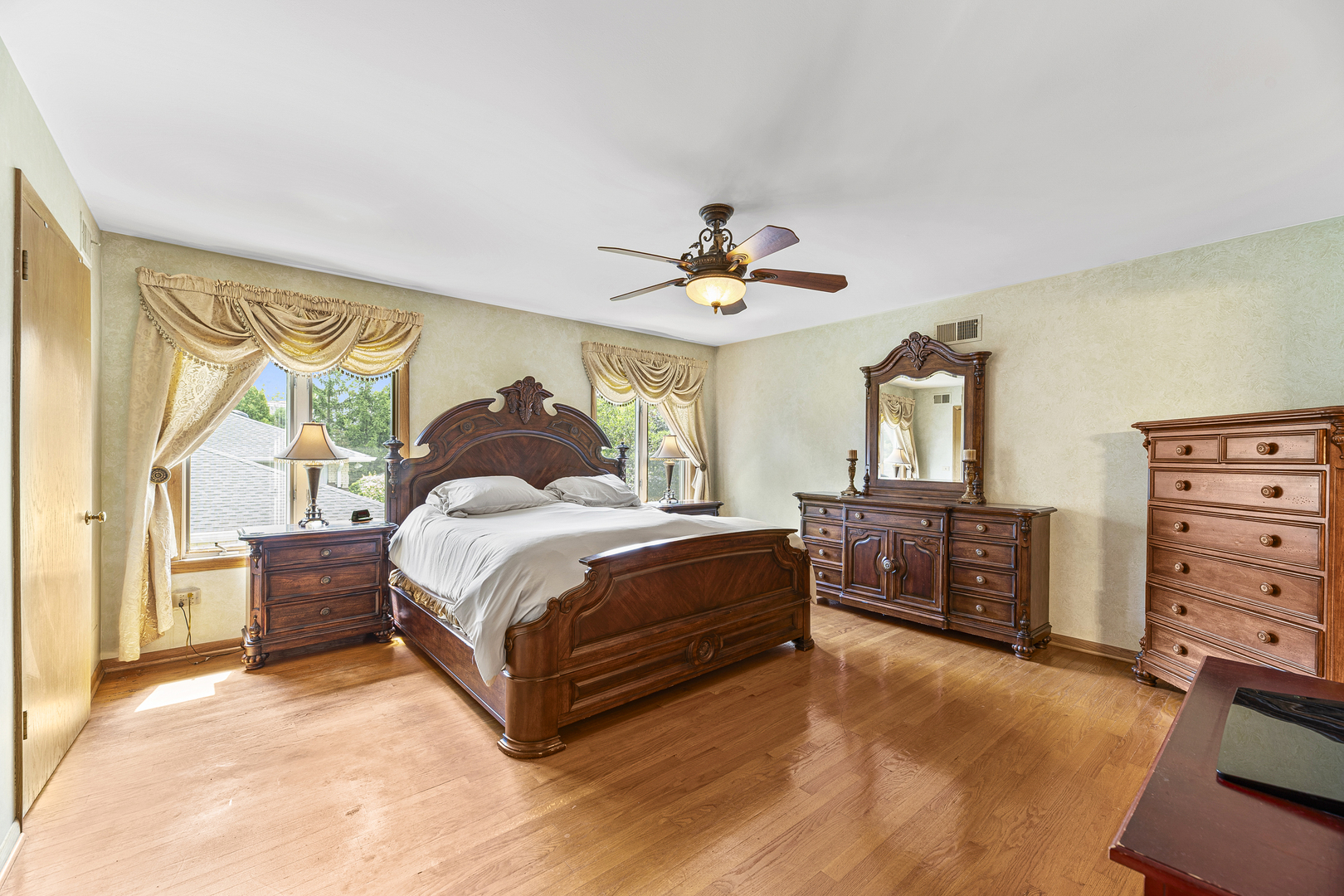 2380 Highmoor Road Highland Park, IL 60035 - Photo 14 of 30