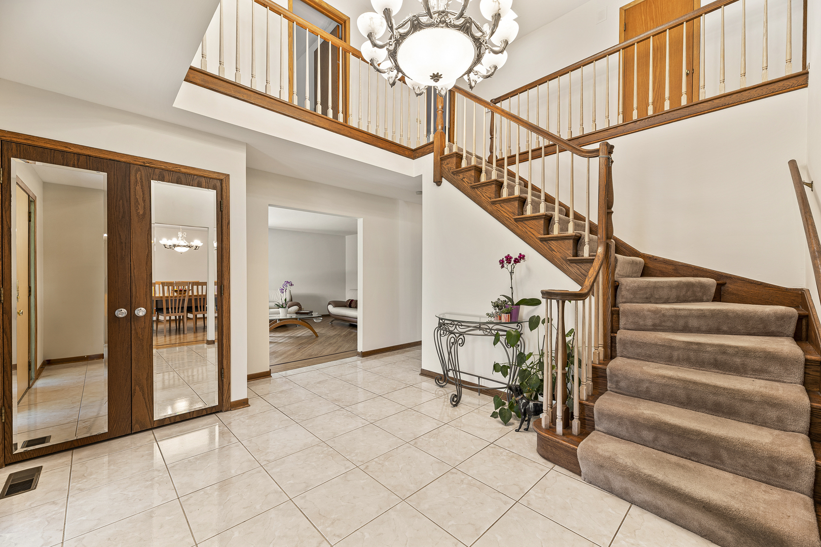 2380 Highmoor Road Highland Park, IL 60035 - Photo 2 of 30