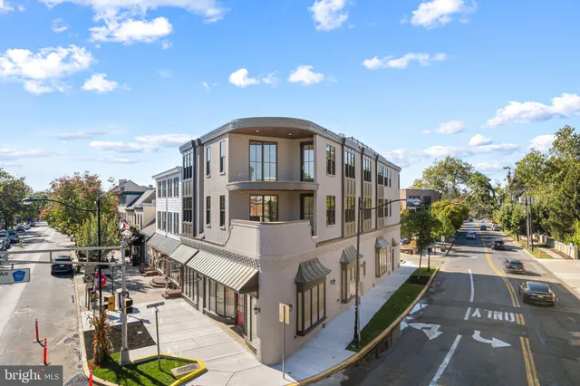 $5,500 | 151 Kings Highway East, Unit A, Haddonfield, NJ 08033