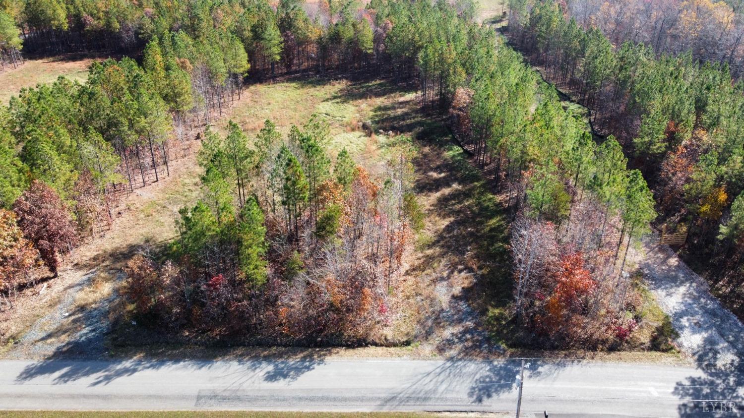 8 Wheeler Road Lynchburg, VA 24504 - Photo 5 of 9 Gallery Image 5