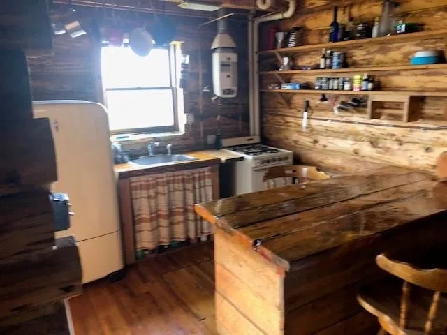 a front view of a building